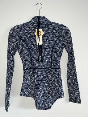 Long-Sleeve Navy & White Patterned Bodysuit